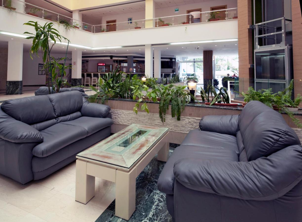 Luna Beach Hotel Golden Sands Exterior photo