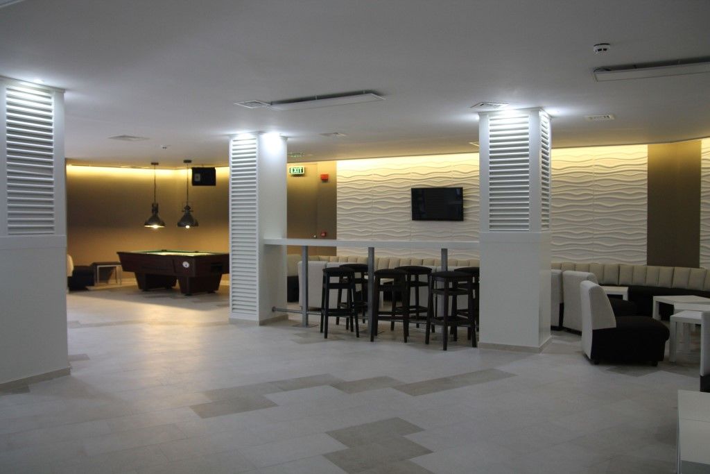 Luna Beach Hotel Golden Sands Exterior photo