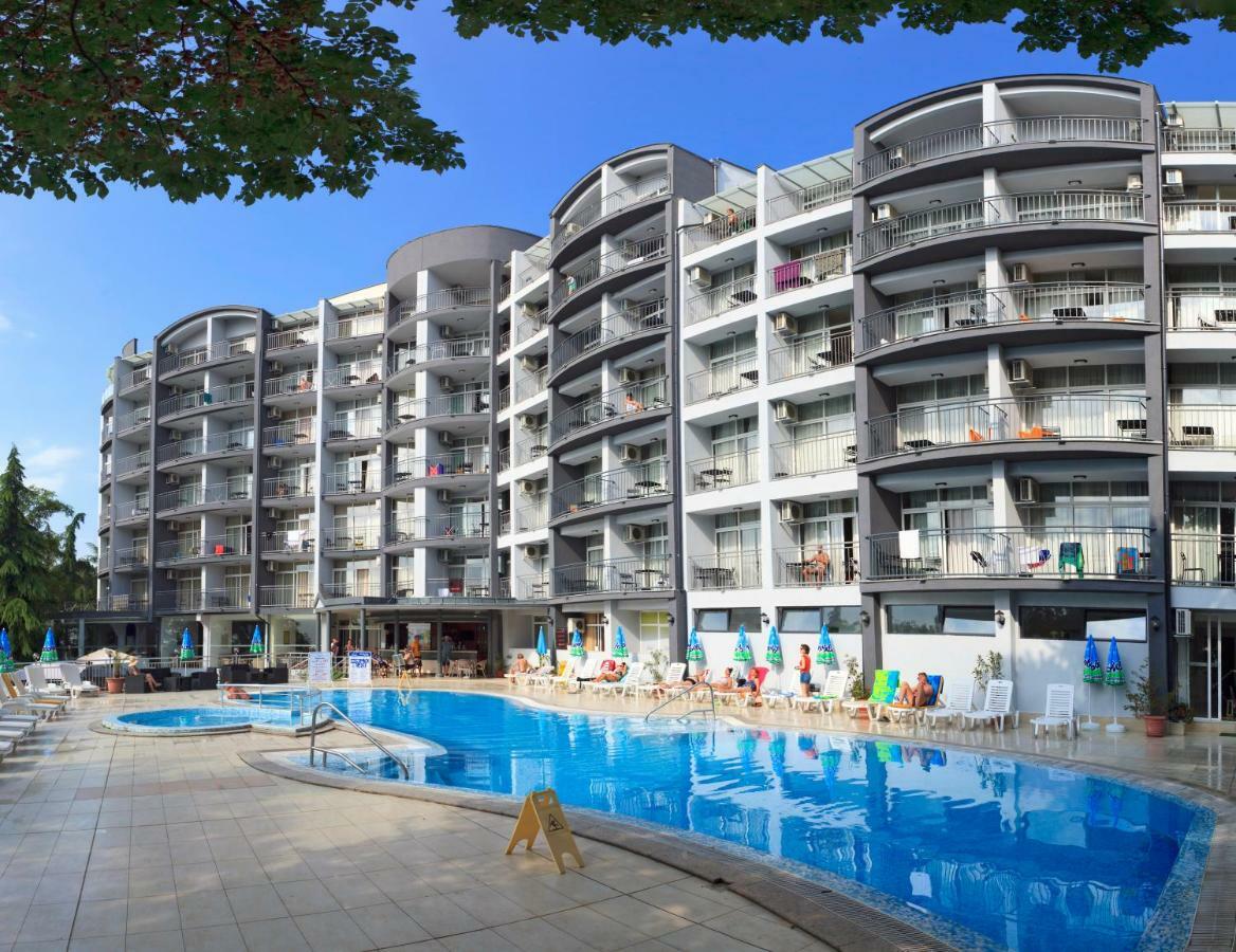 Luna Beach Hotel Golden Sands Exterior photo